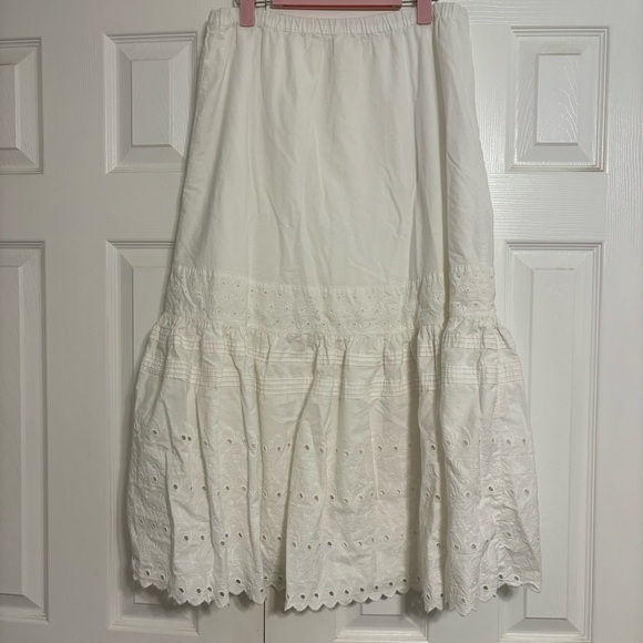 By Anthropologie Eyelet Petticoat Skirt - Picture 3 of 6